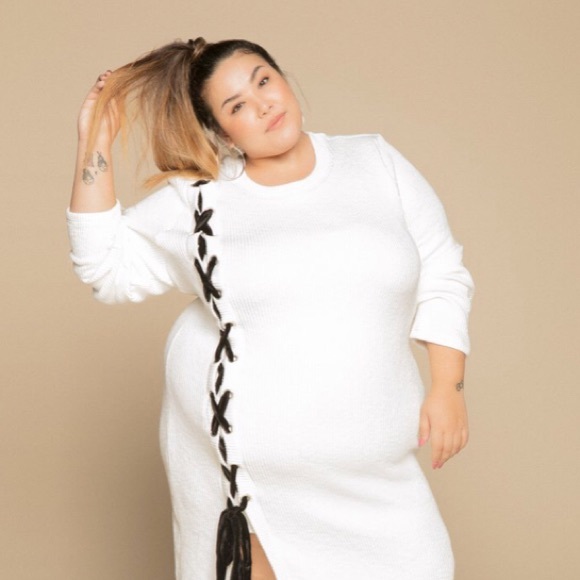 Beth Sweater Dress- Premme - Picture 3 of 3